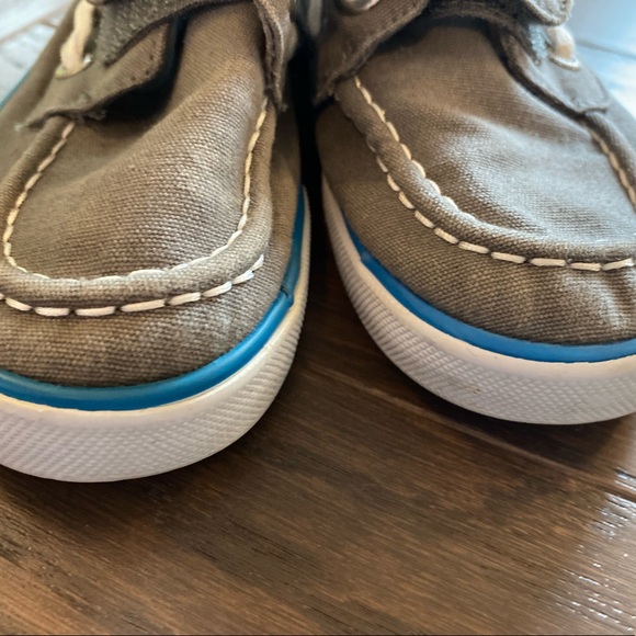 Nautica size 9 loafer - Picture 2 of 6